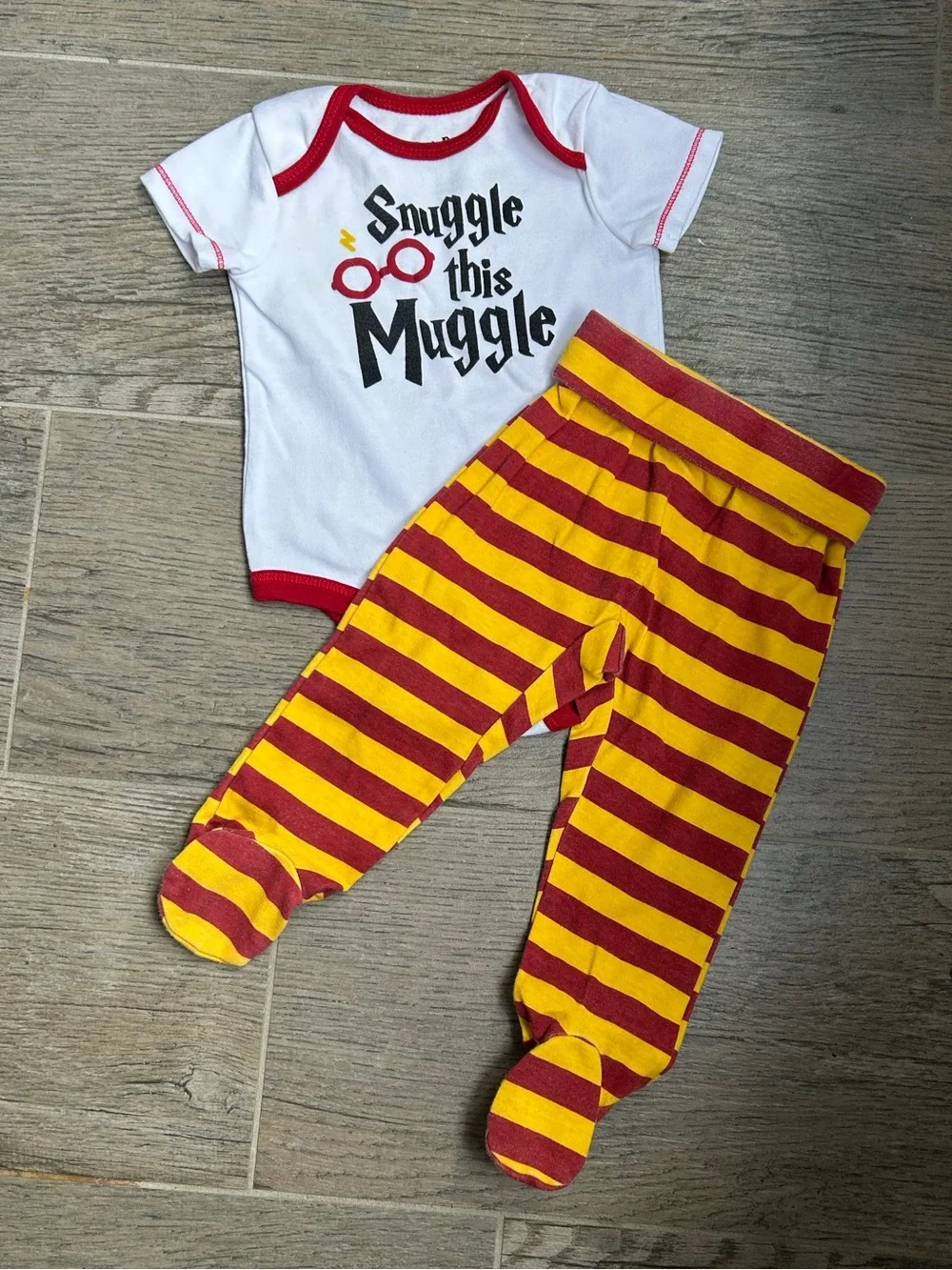 Harry Potter “Snuggle this Muggle” themed bodysuit, pants, & blanket bundle 6-9M